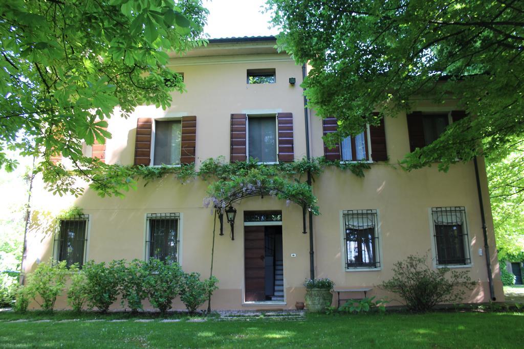 Corte Ginepro Roncoferraro Exterior foto